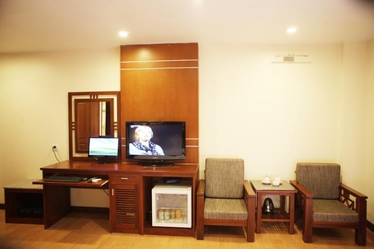 Prince Hanoi Hotel Екстериор снимка